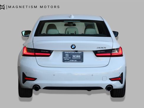 Used 2022 BMW 330i Sedan w/ Driving Assistance Package RWD image 8