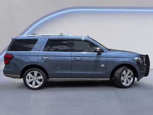 Used 2022 Ford Expedition King Ranch AWD/4WD image 3