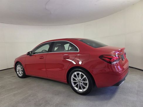 Used 2019 Mercedes-Benz A 220 4MATIC image 7