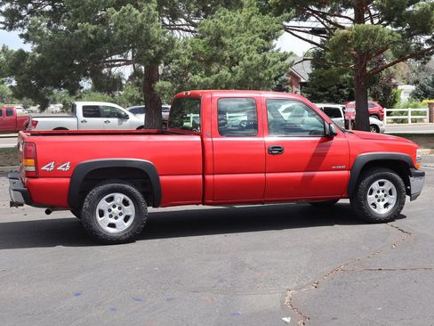 Used 2002 Chevrolet Silverado 1500 4x4 Extended Cab w/ Heavy Duty Suspension Pkg image 4