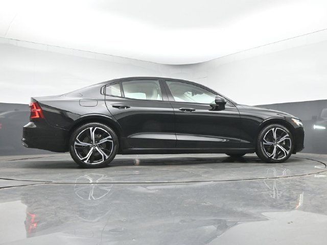 Used 2023 Volvo S60 B5 Ultimate w/ Protection Package Premier FWD image 41