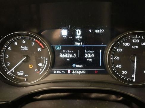 Used 2024 Cadillac XT6 Premium Luxury w/ Technology Package image 25