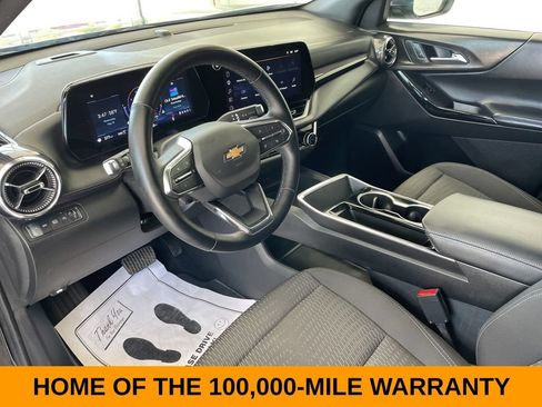 Used 2025 Chevrolet Equinox LT AWD/4WD image 10