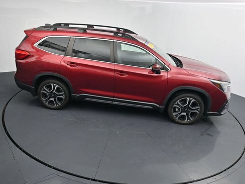 Used 2023 Subaru Ascent Limited AWD/4WD image 31
