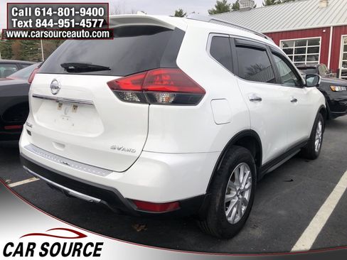 Used 2018 Nissan Rogue SV w/ Premium Package image 7