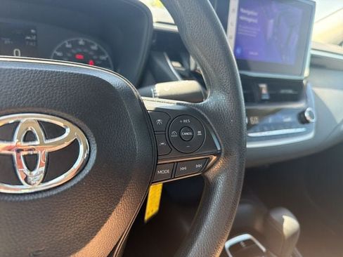 Used 2024 Toyota Corolla LE FWD image 23
