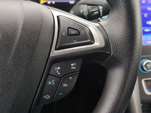Used 2020 Ford Fusion SE image 24