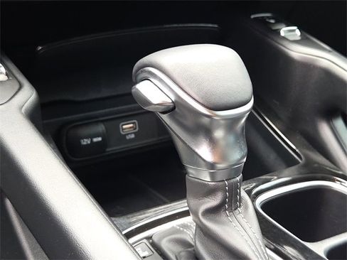 Used 2023 Kia Telluride S image 21