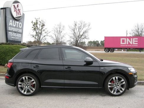 Used 2018 Audi SQ5 Prestige w/ Prestige Package image 8
