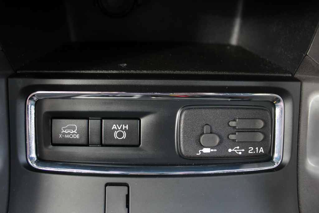 Used 2020 Subaru Ascent Limited w/ Technology Package AWD/4WD image 24
