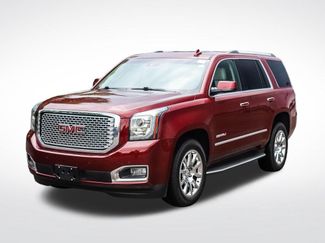 Used 2016 GMC Yukon Denali w/ Open Road Package AWD/4WD video 1