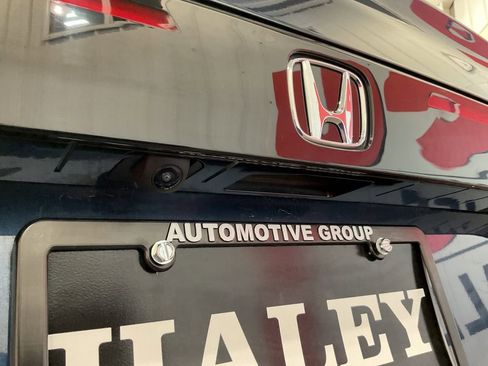 Used 2025 Honda Accord Touring image 9