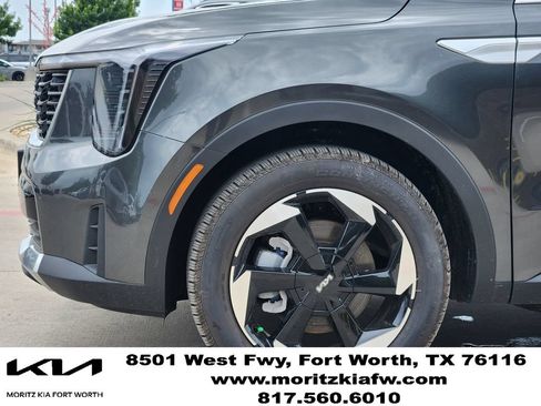 New 2026 Kia Sorento EX AWD/4WD image 6