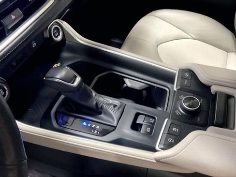 Certified 2024 Toyota Grand Highlander AWD image 18