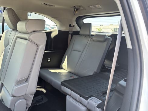Used 2020 Toyota Highlander Limited AWD/4WD image 35