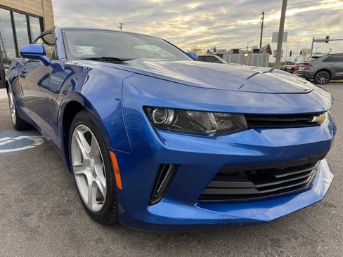 Used 2016 Chevrolet Camaro LT RWD image 3