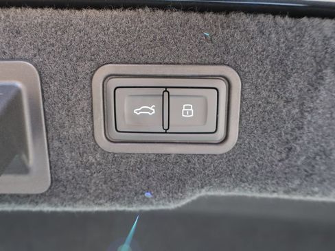 Used 2023 Audi A8 L 3.0T w/ Comfort Plus Package AWD/4WD image 31