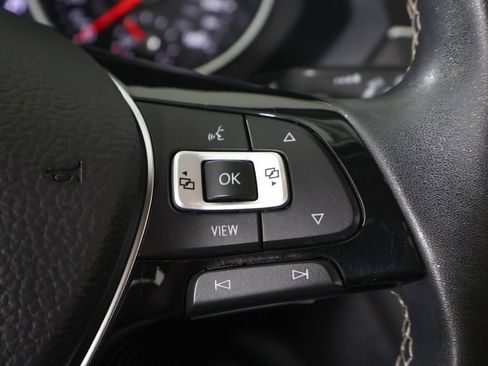 Used 2021 Volkswagen Tiguan SE AWD/4WD image 42
