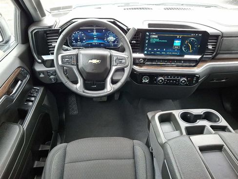 Used 2023 Chevrolet Silverado 1500 LT w/ Protection Package image 11