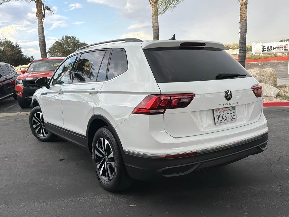 Used 2022 Volkswagen Tiguan S FWD image 7