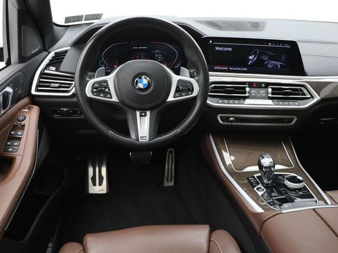 Used 2022 BMW X5 M50i w/ Executive Package image 16