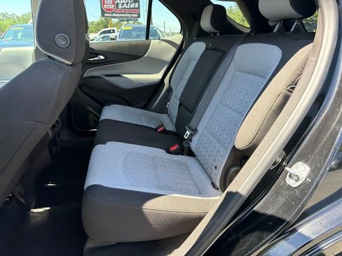 Used 2024 Chevrolet Equinox LS w/ LS Convenience Package FWD image 9