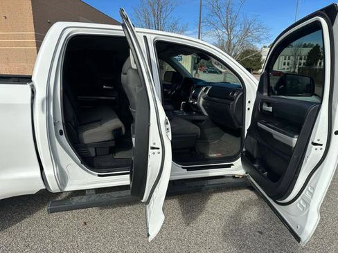 Used 2020 Toyota Tundra SR5 image 18