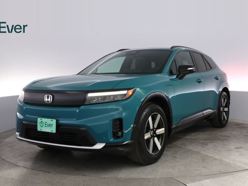 Used 2025 Honda Prologue Touring image 2