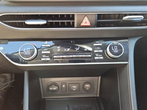 Used 2020 Hyundai Sonata Limited FWD image 10