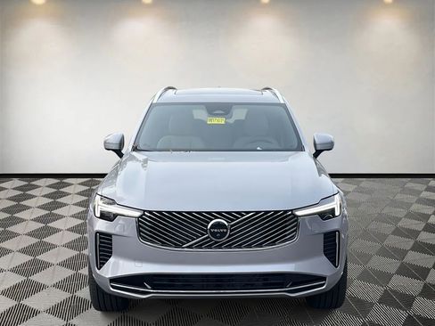 New 2026 Volvo XC90 B6 Plus image 8