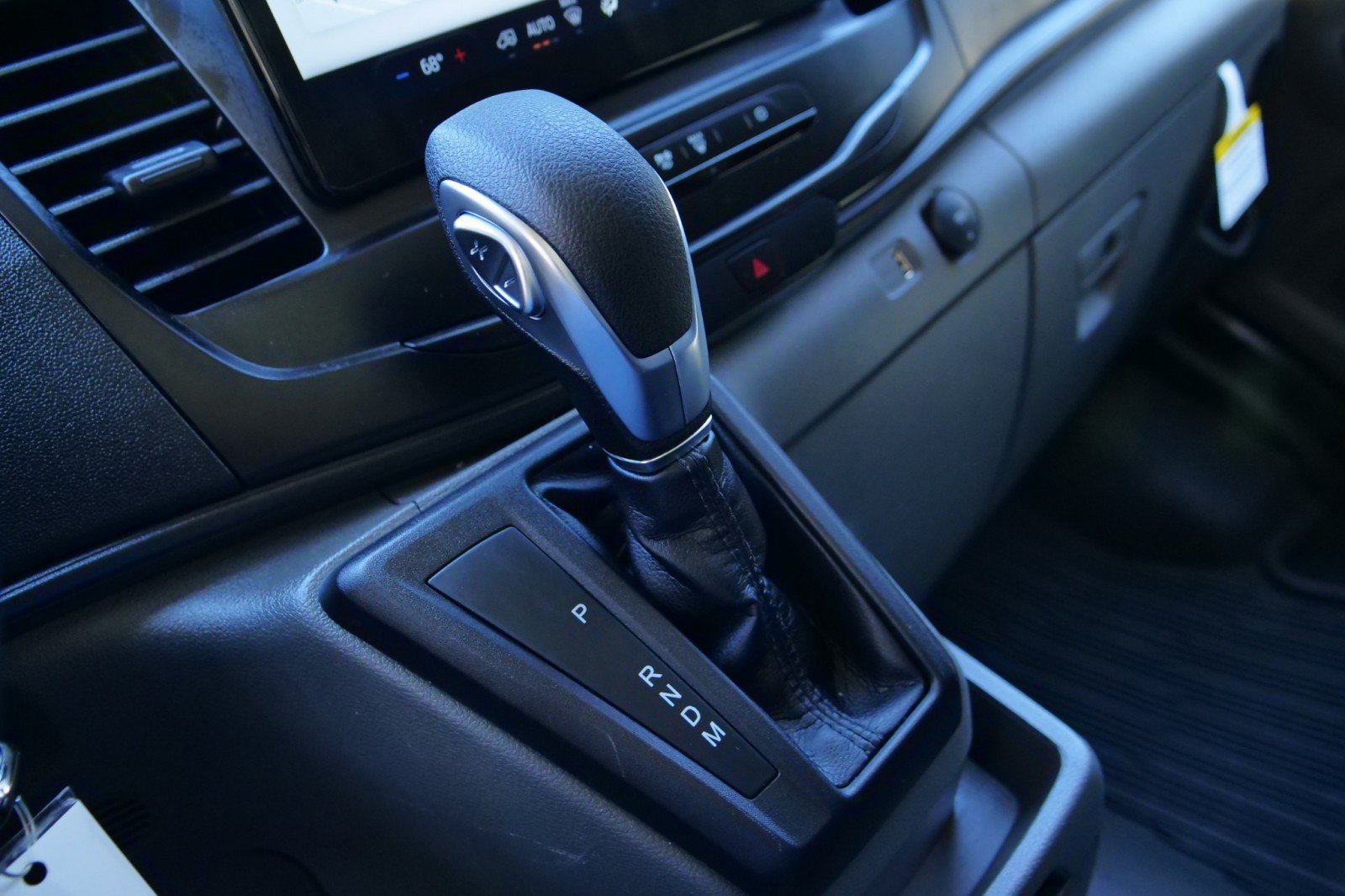 Used 2024 Ford Transit 350 AWD w/ Exterior Upgrade Package image 18