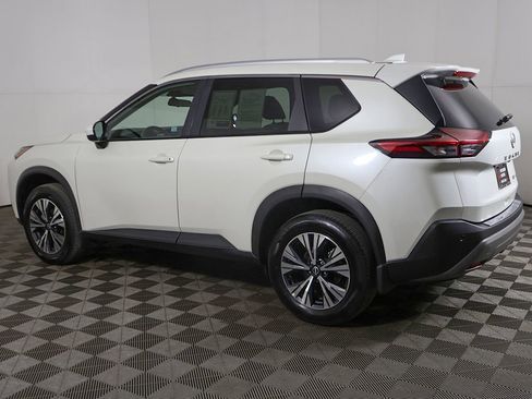 Used 2023 Nissan Rogue SV w/ SV Premium B Package AWD/4WD image 13