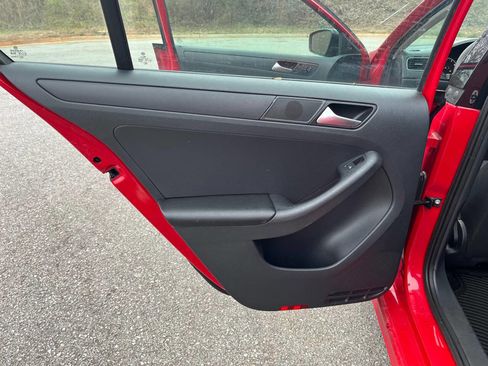 Used 2014 Volkswagen Jetta S image 10