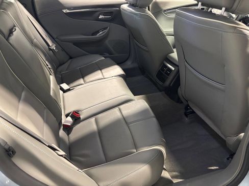 Used 2014 Chevrolet Impala LTZ image 9