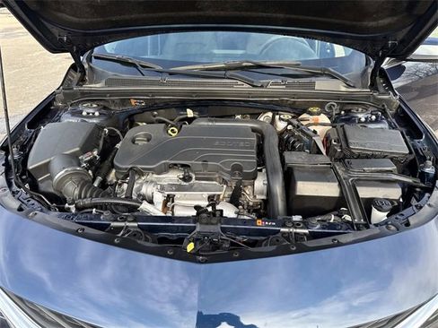 Used 2020 Chevrolet Malibu LT image 33