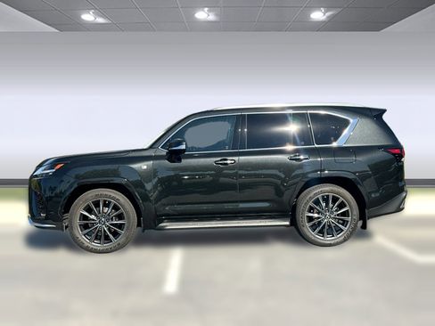 Certified 2025 Lexus LX 600 F Sport image 2