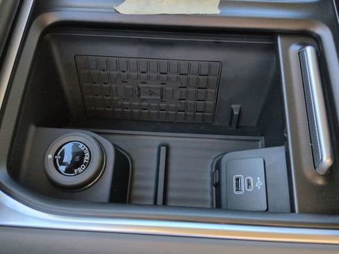 New 2025 Ford Expedition Max Active image 25