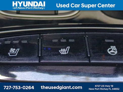 Used 2023 Hyundai Santa Cruz Limited AWD/4WD image 36