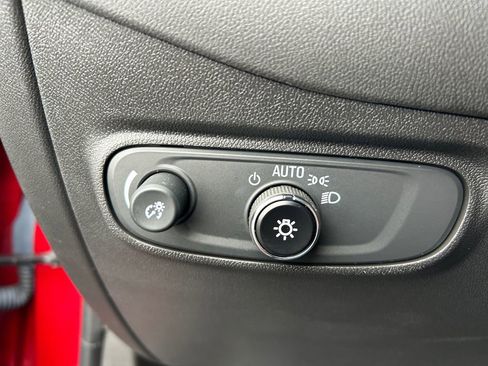 Used 2024 Chevrolet Equinox RS w/ RS Leather Package image 21