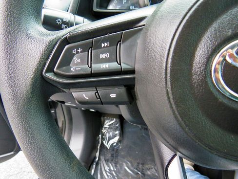 Used 2019 Toyota Yaris LE image 24