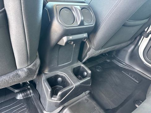 Used 2021 Jeep Wrangler Unlimited Sport AWD/4WD image 10