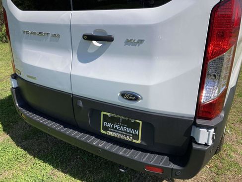 Used 2023 Ford Transit 350 XLT image 4