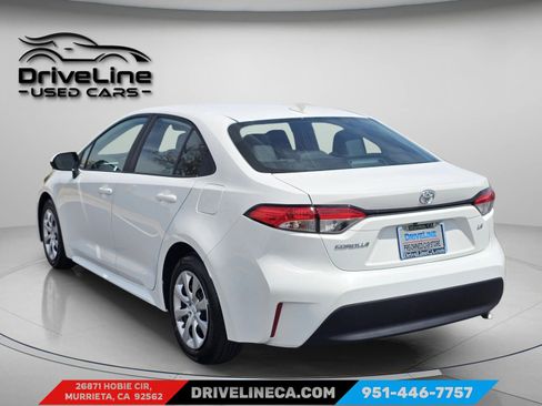 Used 2025 Toyota Corolla LE image 8