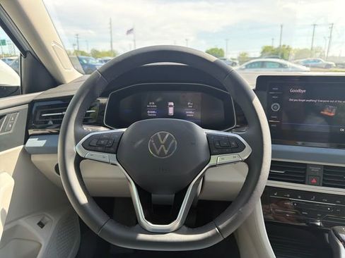 New 2026 Volkswagen Jetta SE FWD image 14