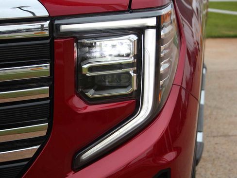 New 2026 GMC Sierra 1500 SLT w/ SLT Premium Package image 5