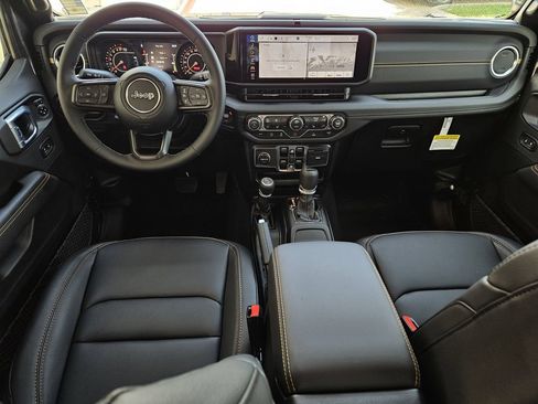 New 2026 Jeep Gladiator Mojave AWD/4WD image 9