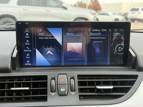 Used 2009 BMW Z4 sDrive30i image 7