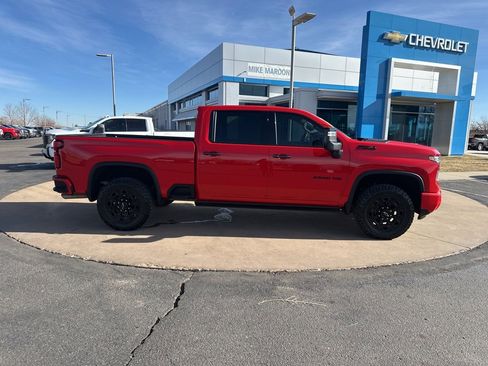 Used 2024 Chevrolet Silverado 2500 LTZ w/ LTZ Plus Package image 35