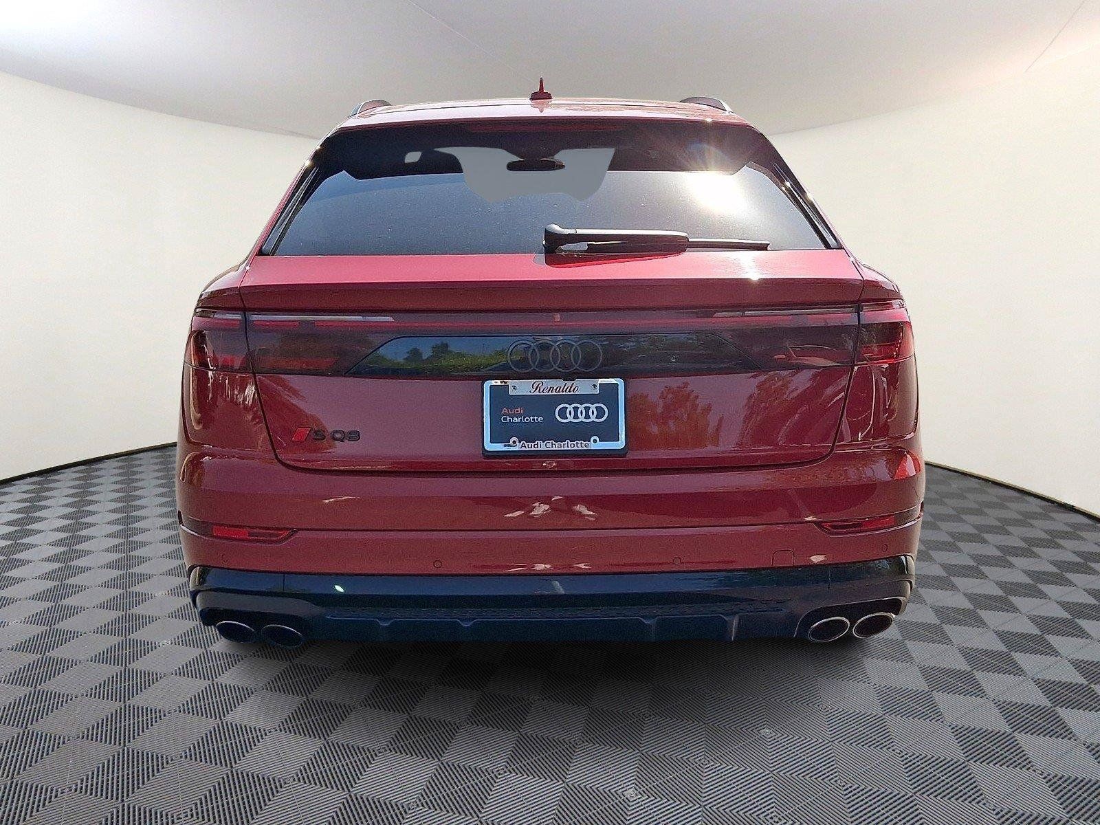 Used 2024 Audi SQ8 Premium Plus AWD/4WD image 4