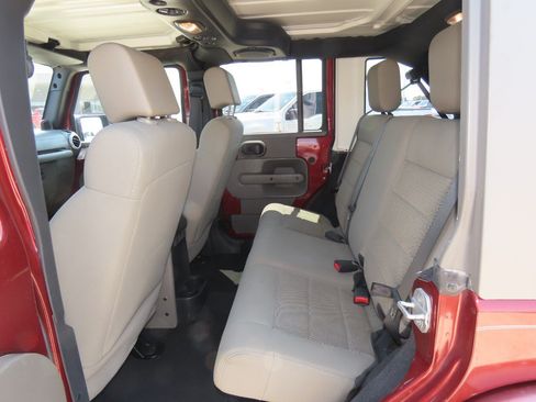 Used 2008 Jeep Wrangler Unlimited Sahara w/ Trailer Tow Group AWD/4WD image 20